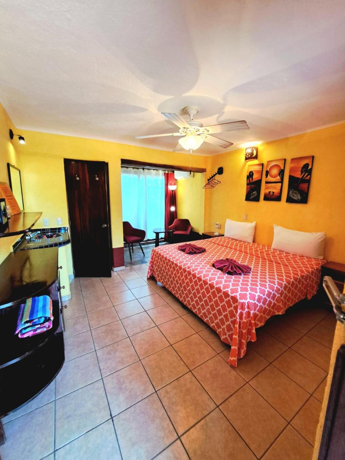 Hotelito Swiss Oasis, Playa Zicatela - Adults Only - No Groups - Kitchen Puerto Escondido  Exterior photo